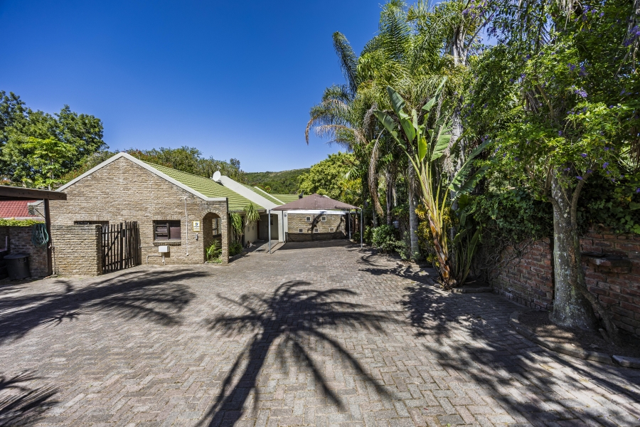 4 Bedroom Property for Sale in Nahoon Valley Park Eastern Cape